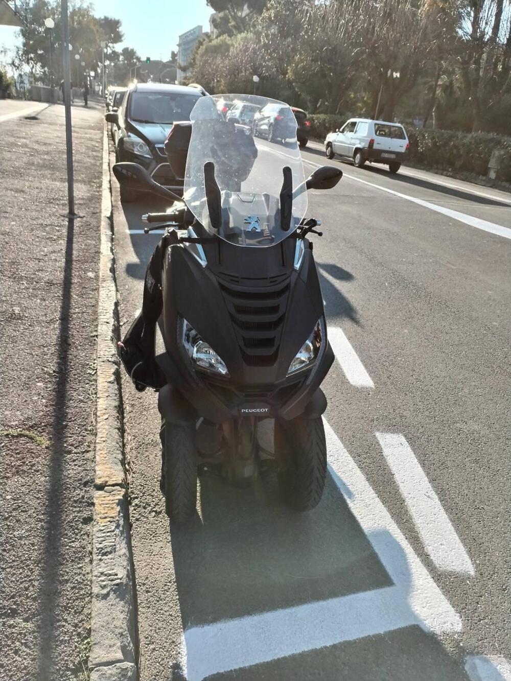 Peugeot Metropolis 400i Allure (2021) (2)