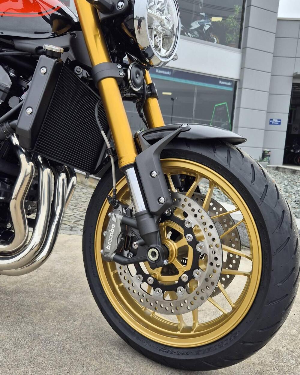 Kawasaki Z 900 RS SE (2026) (8)