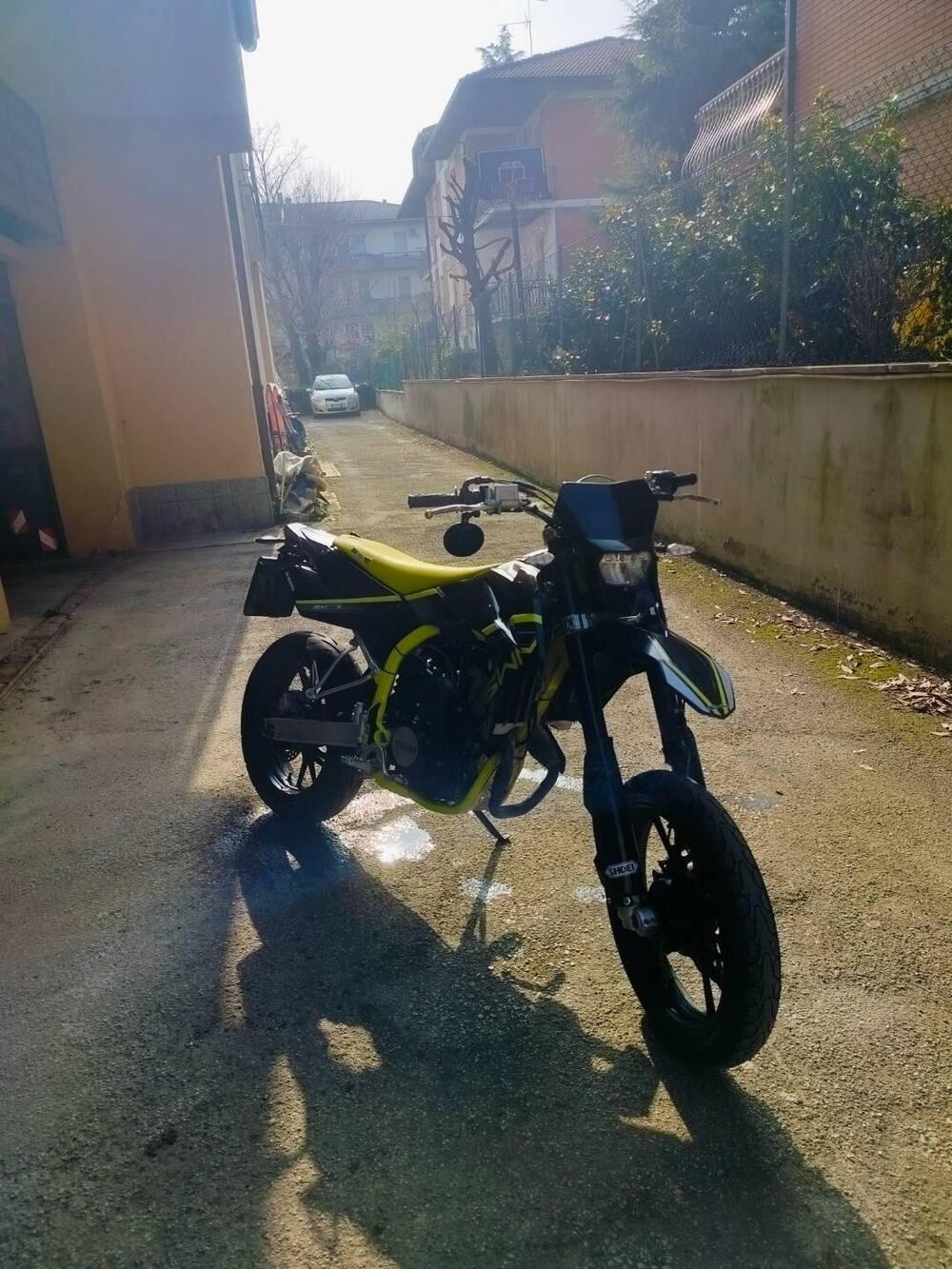 Swm SM 125 R (2022 - 24) (4)