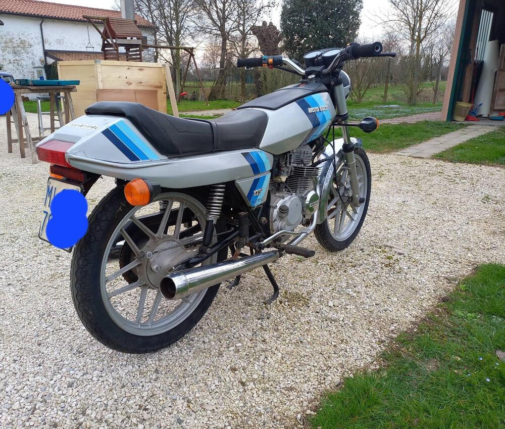 Moto Guzzi 125 2C 4t (6)