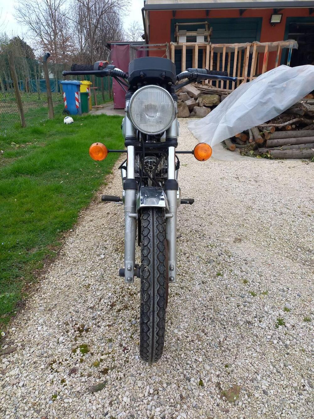 Moto Guzzi 125 2C 4t (9)