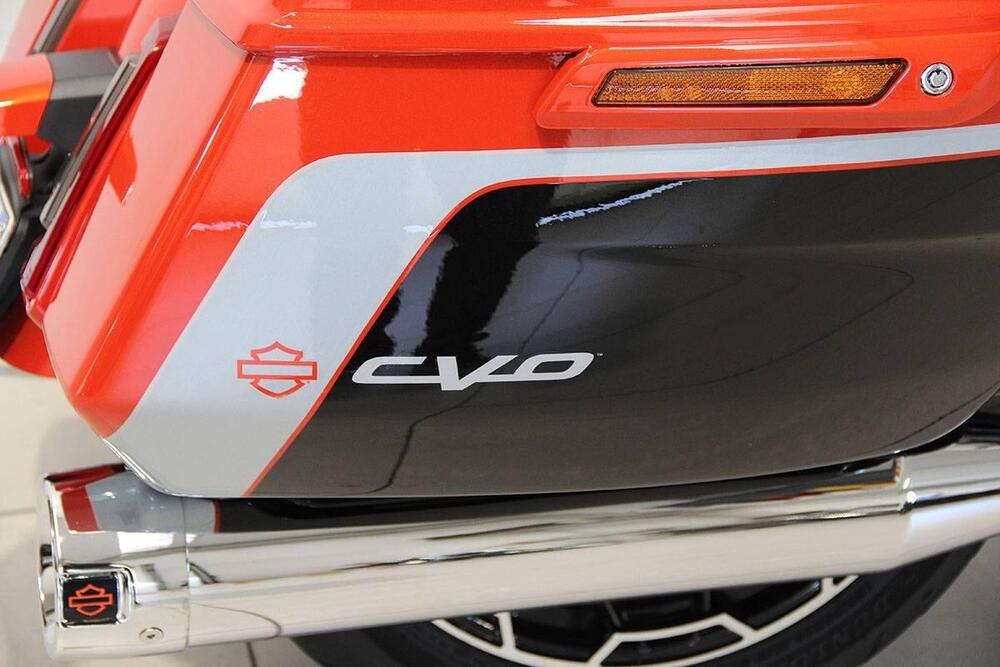 Harley-Davidson CVO Street Glide (2024) (6)