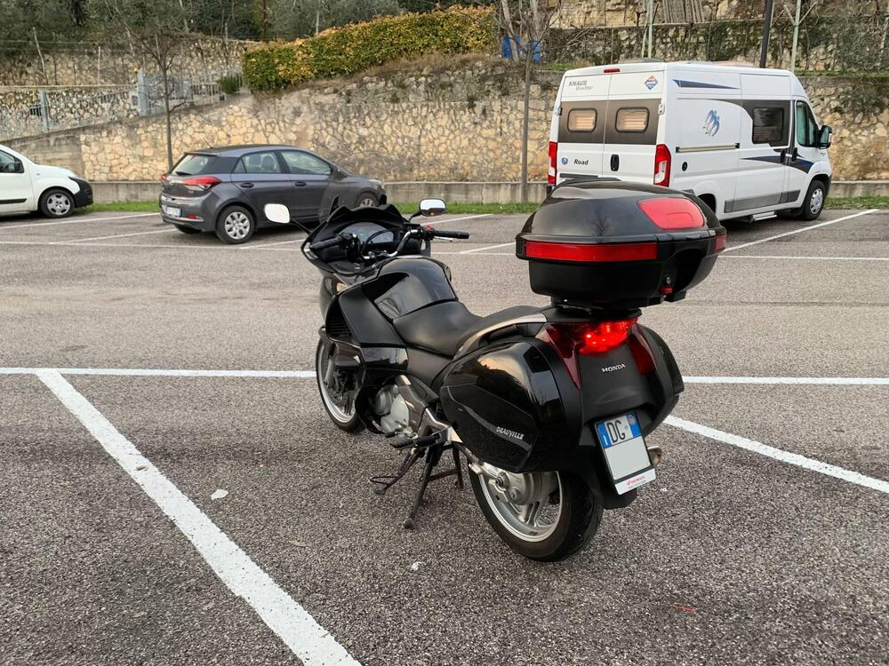 Honda Deauville 700 ABS (5)