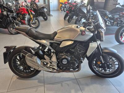 Honda CB 1000 R (2021 - 25) usata