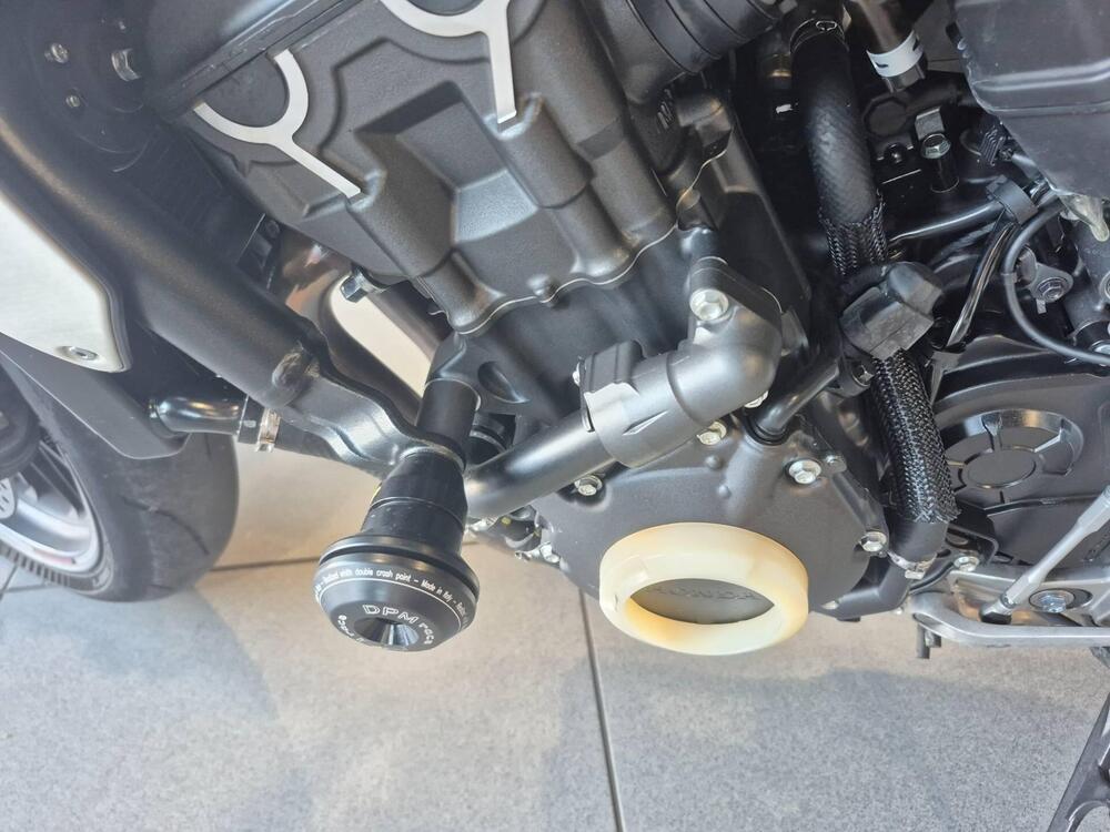 Honda CB 1000 R (2021 - 25) (5)