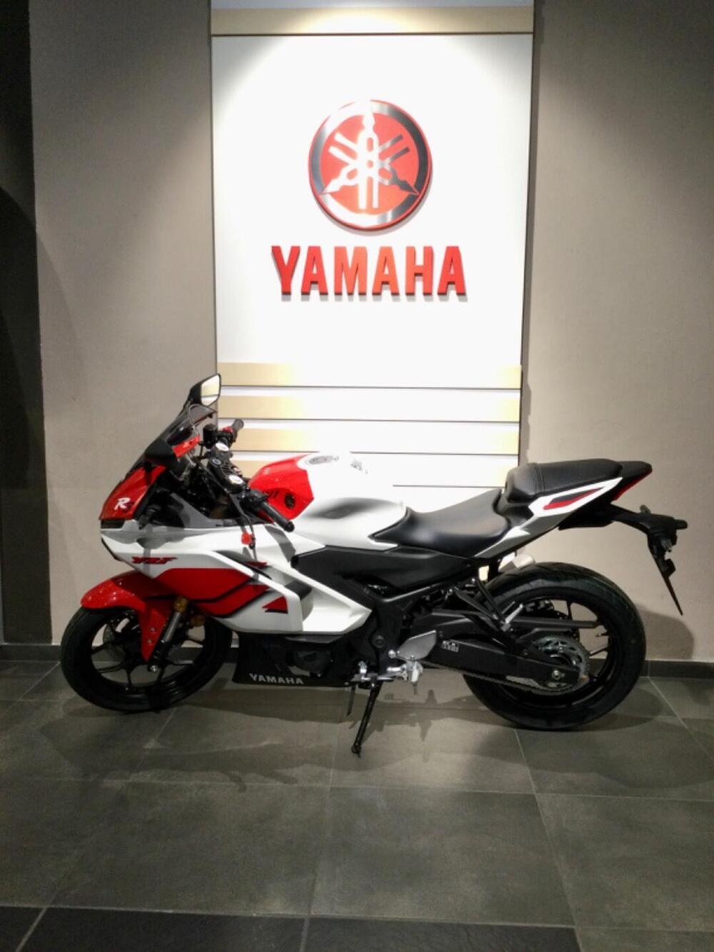 Yamaha YZF R3 (2025 - 26) (2)
