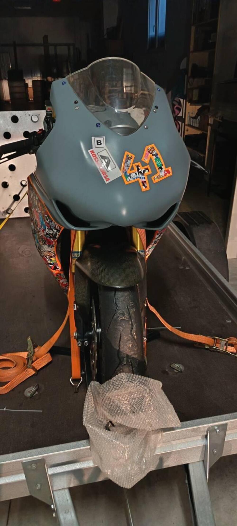 Honda CBR 1000 RR Fireblade (2008 - 11) (6)