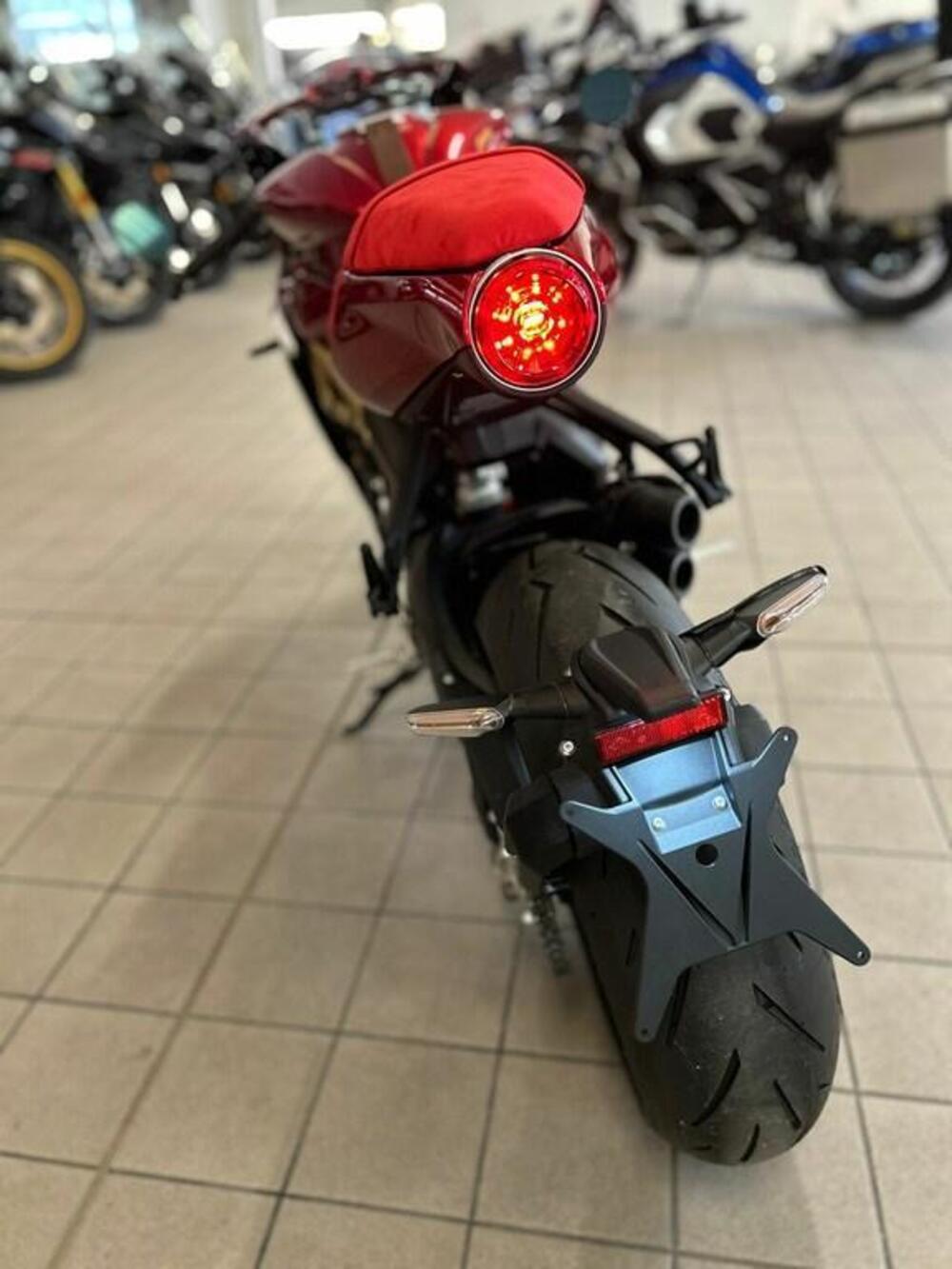 MV Agusta Superveloce 800 S (2021 - 25) (6)