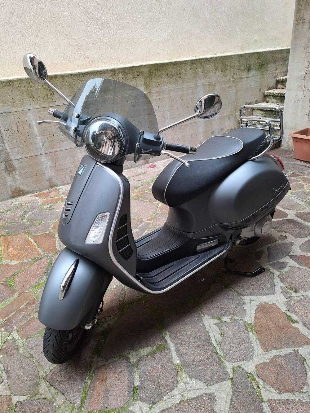 Vespa GTS 300 Super ABS (2014 - 16) (9)
