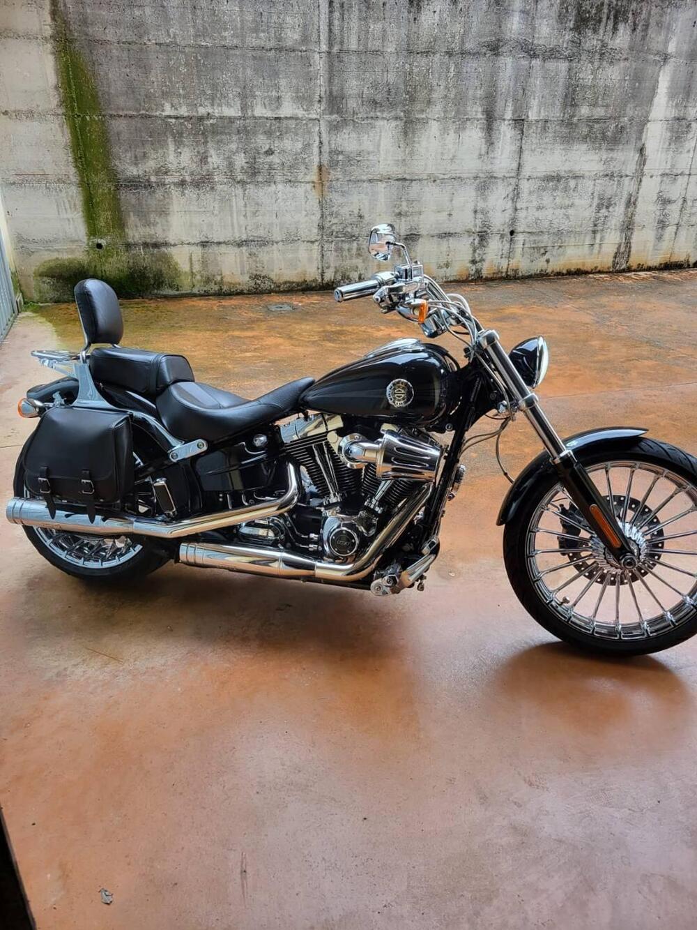 Harley-Davidson 1690 Breakout (2013 - 17) - FXSB (3)