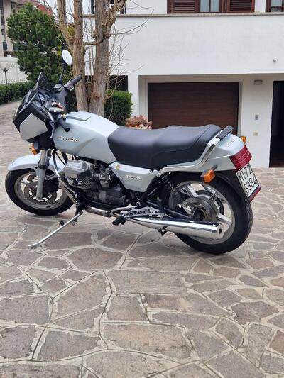 Moto Guzzi 850 T5 d'epoca