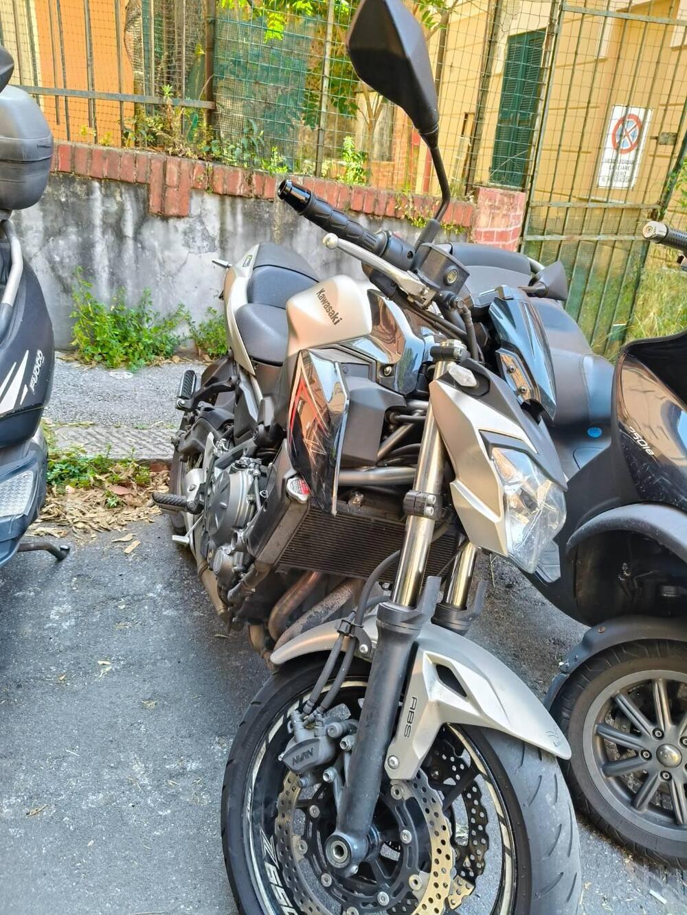 Kawasaki Z 650 (2017 - 19) (5)