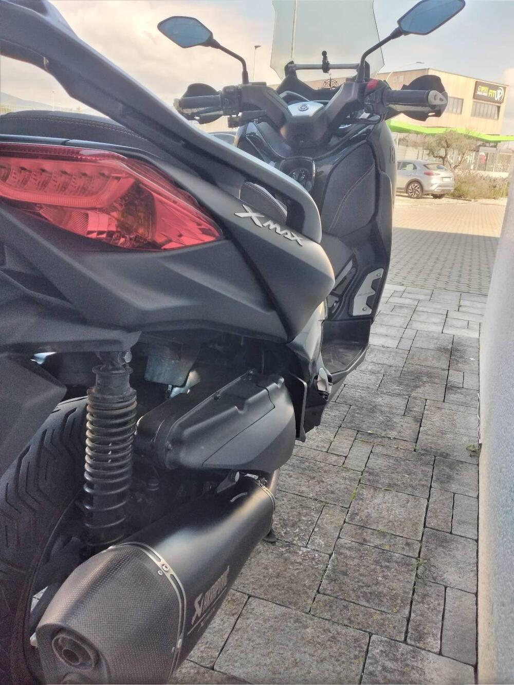 Yamaha X-Max 400 Iron Max (2019 - 20) (3)
