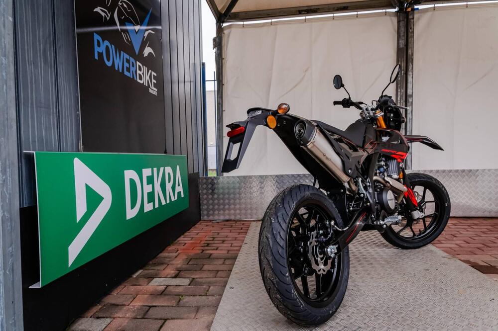 Rieju Marathon 125 Motard Europa (2026) (5)