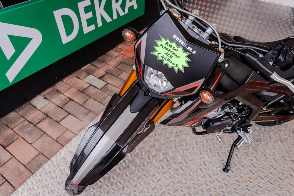 Rieju Marathon 125 Motard Europa (2026) (15)