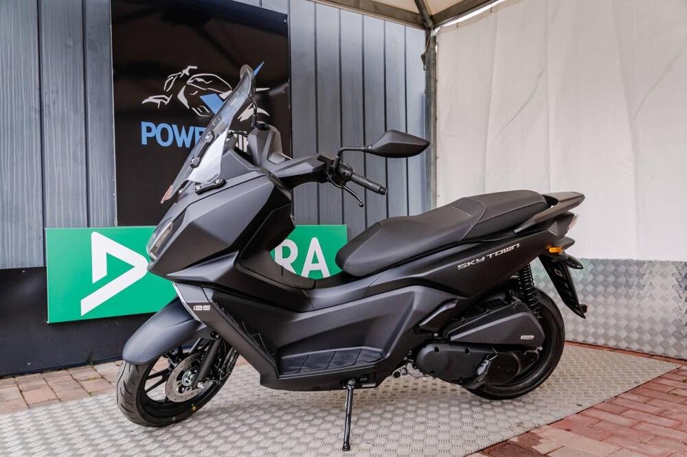 Kymco Skytown 125i (2024 - 26) (2)