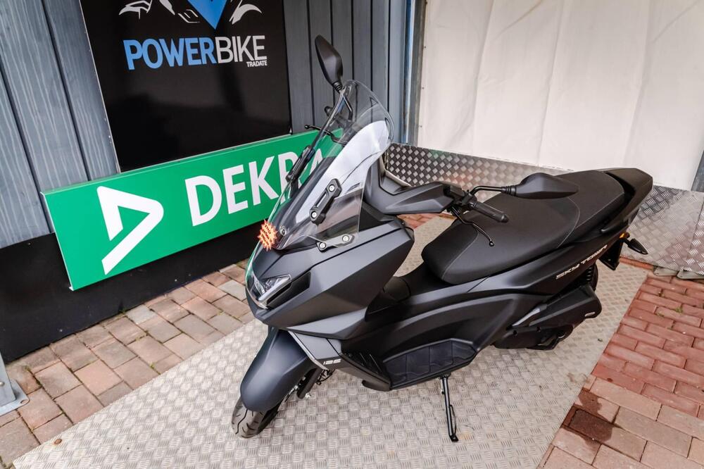 Kymco Skytown 125i (2024 - 26) (12)