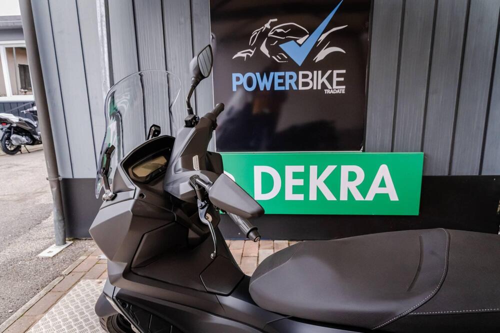 Kymco Skytown 125i (2024 - 26) (13)