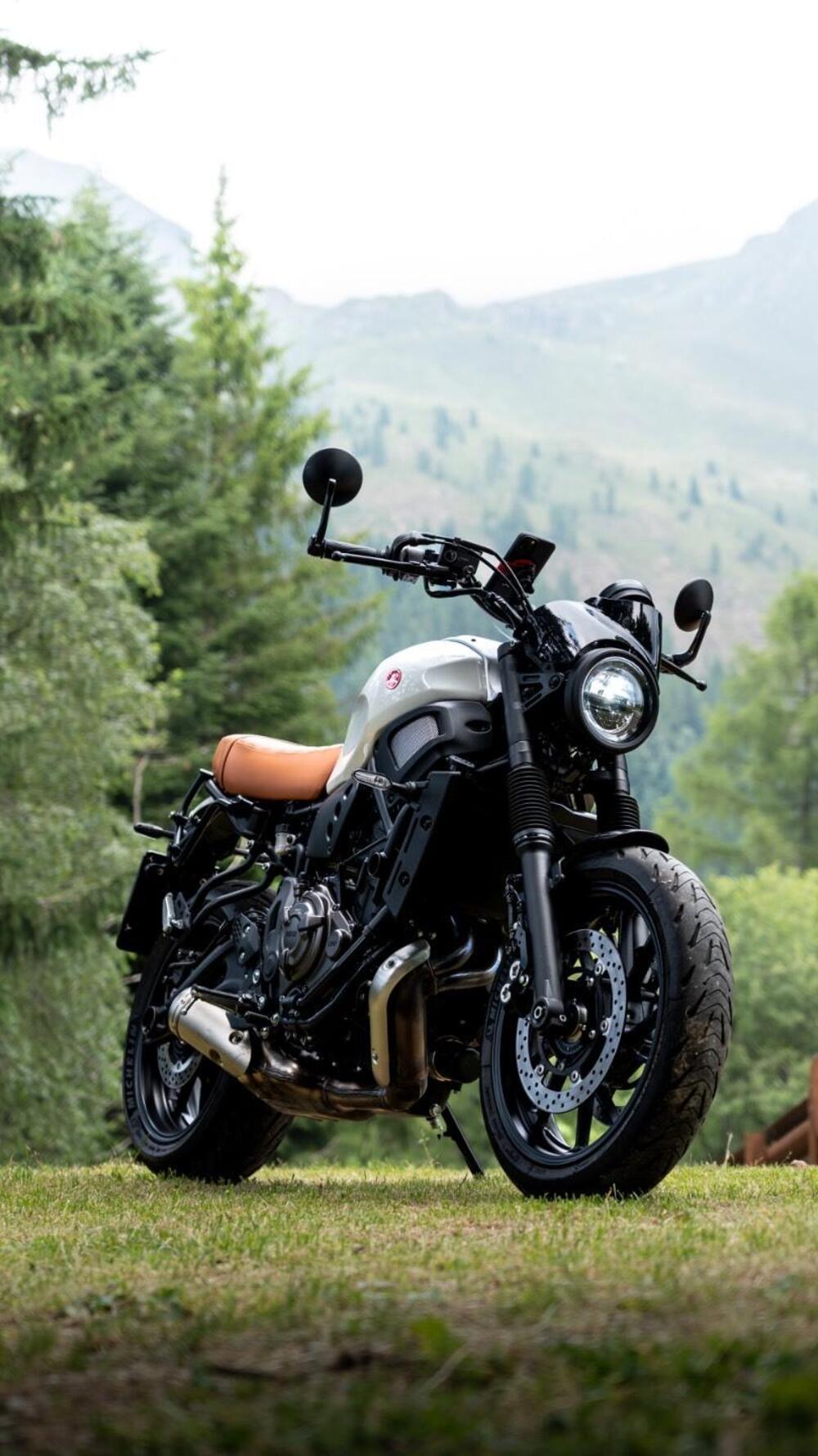 Yamaha XSR 700 (2022 - 26) (2)