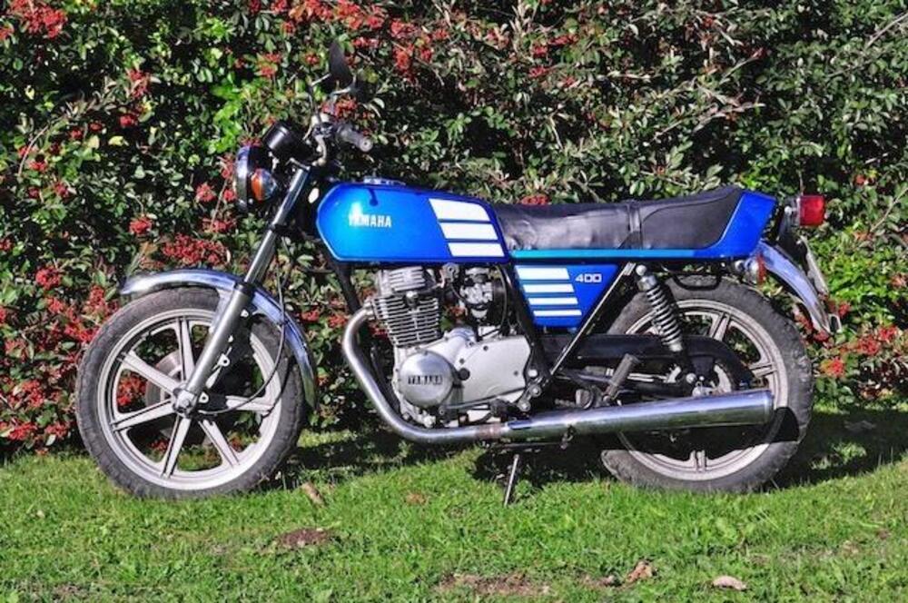 Yamaha XS400