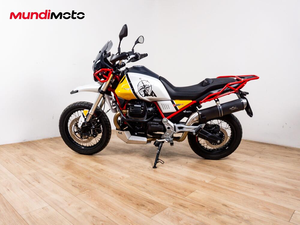 Moto Guzzi V85 TT Evocative Graphics (2021 - 23) (6)