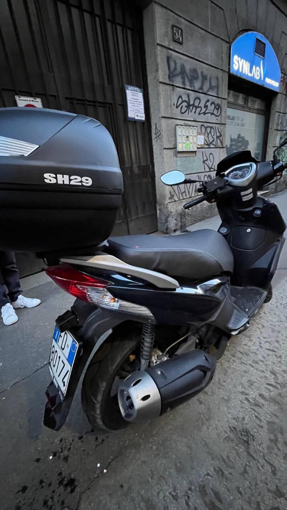 Kymco Agility 125 R16 + (2017 - 20) (2)