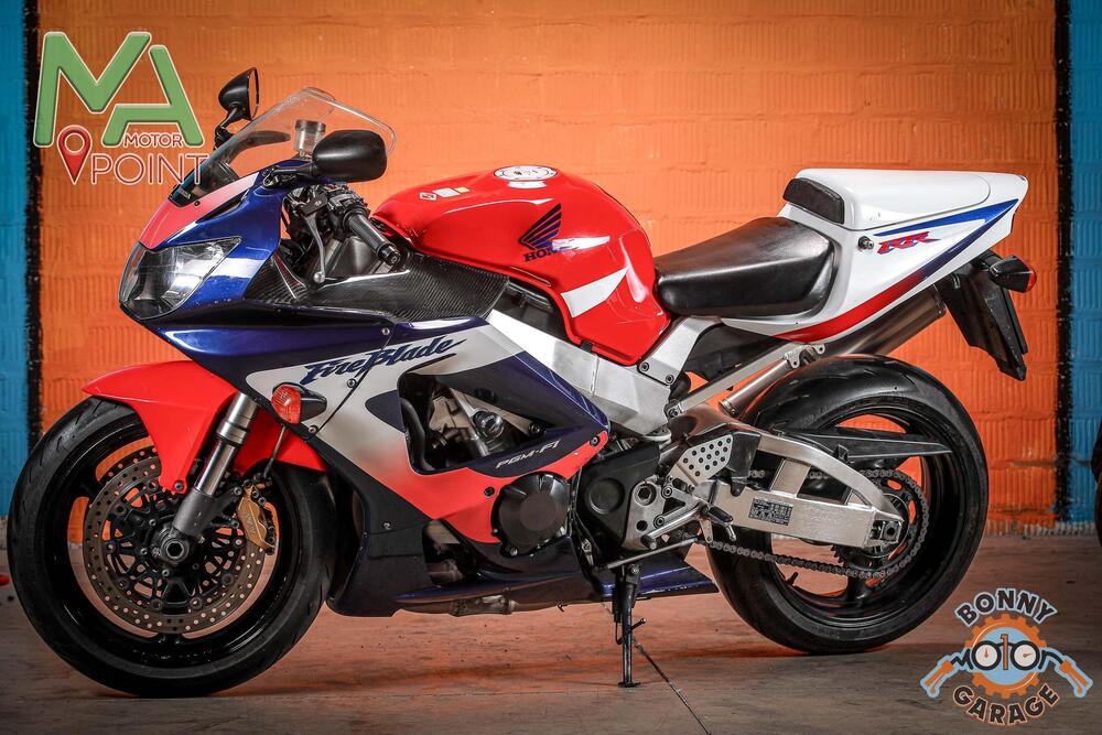 Honda CBR 900 RR Fireblade (2000 - 01) (14)