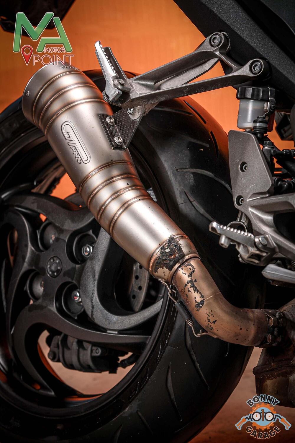 Honda CB 1000 R (2008 - 10) (4)