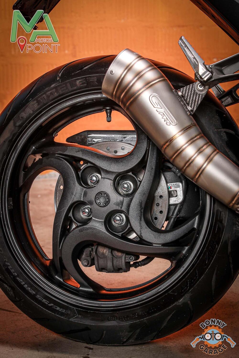 Honda CB 1000 R (2008 - 10) (5)