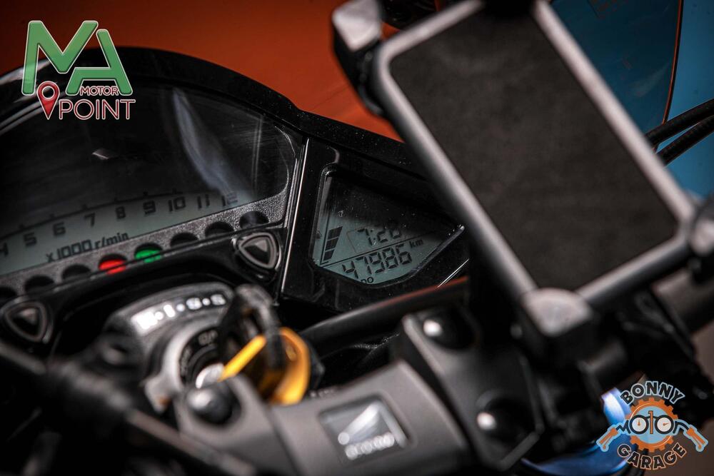 Honda CB 1000 R (2008 - 10) (19)