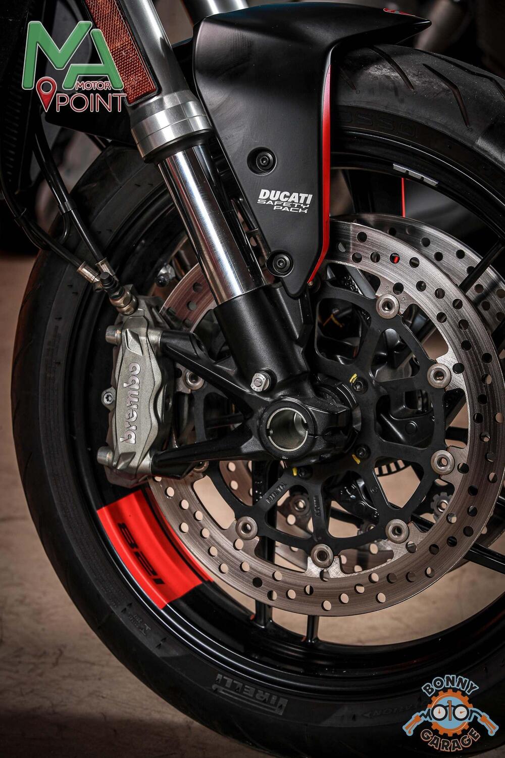 Ducati Monster 821 Stealth (2019 - 20) (2)
