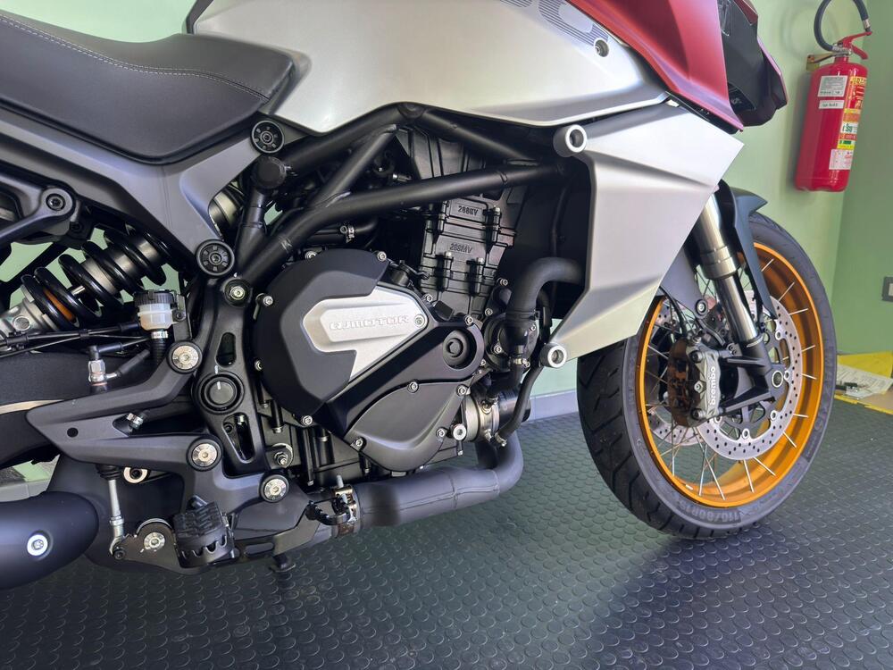 QJ Motor SRT 800 X (2023 - 24) (9)