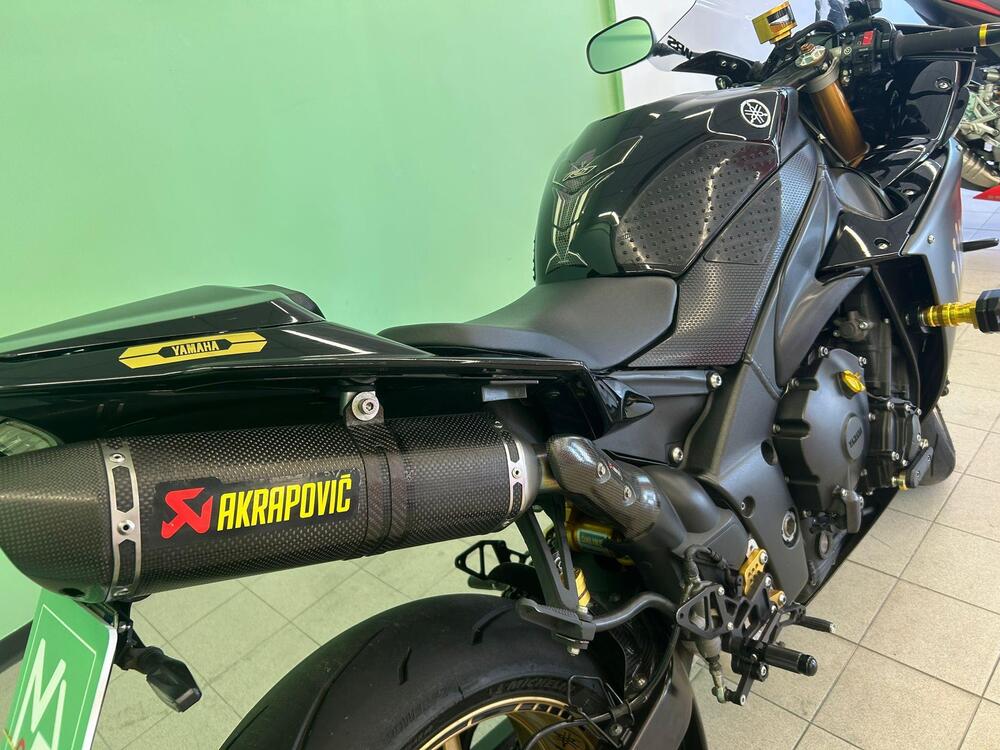 Yamaha YZF R1 (2012 - 14) (9)