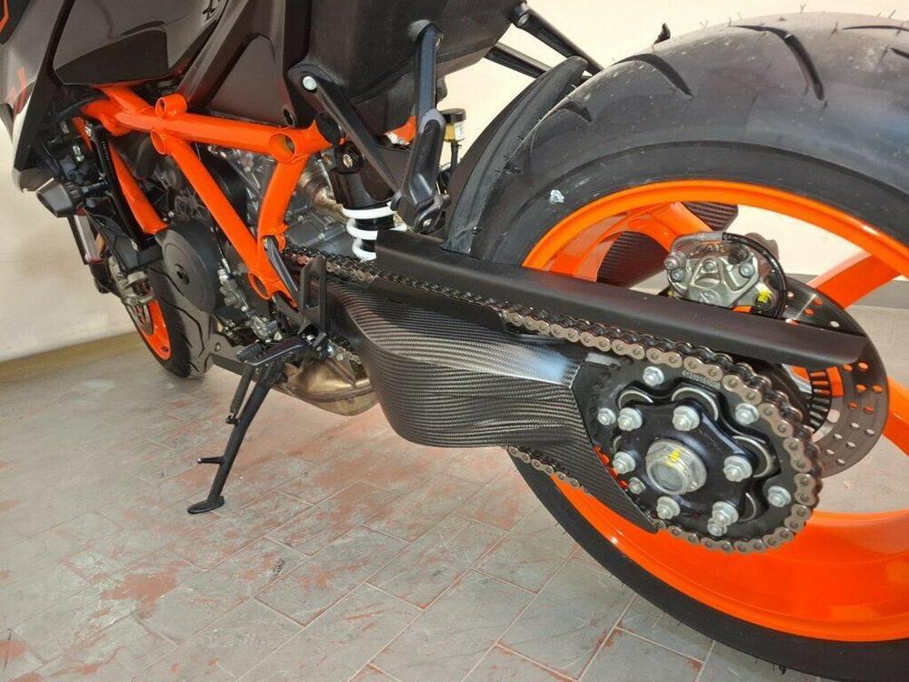 KTM 1290 Super Duke R (2022 - 23) (13)