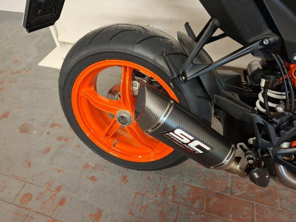 KTM 1290 Super Duke R (2022 - 23) (9)