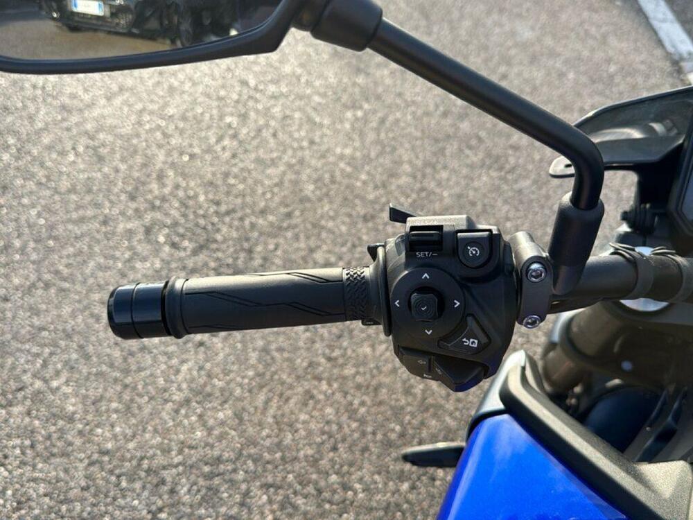 Yamaha MT-09 Y-AMT (2024 - 26) (9)