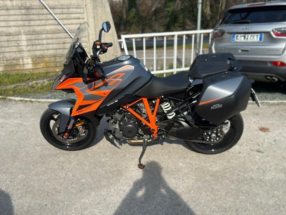 KTM 1290 Super Duke GT (2022 - 25) (4)
