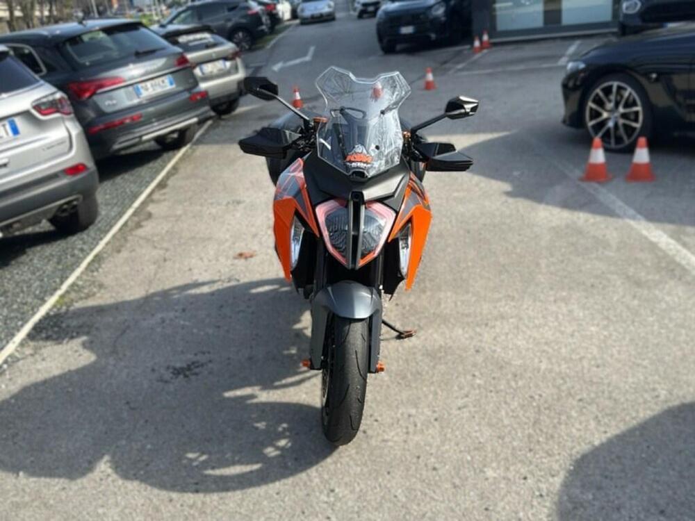 KTM 1290 Super Duke GT (2022 - 25) (2)