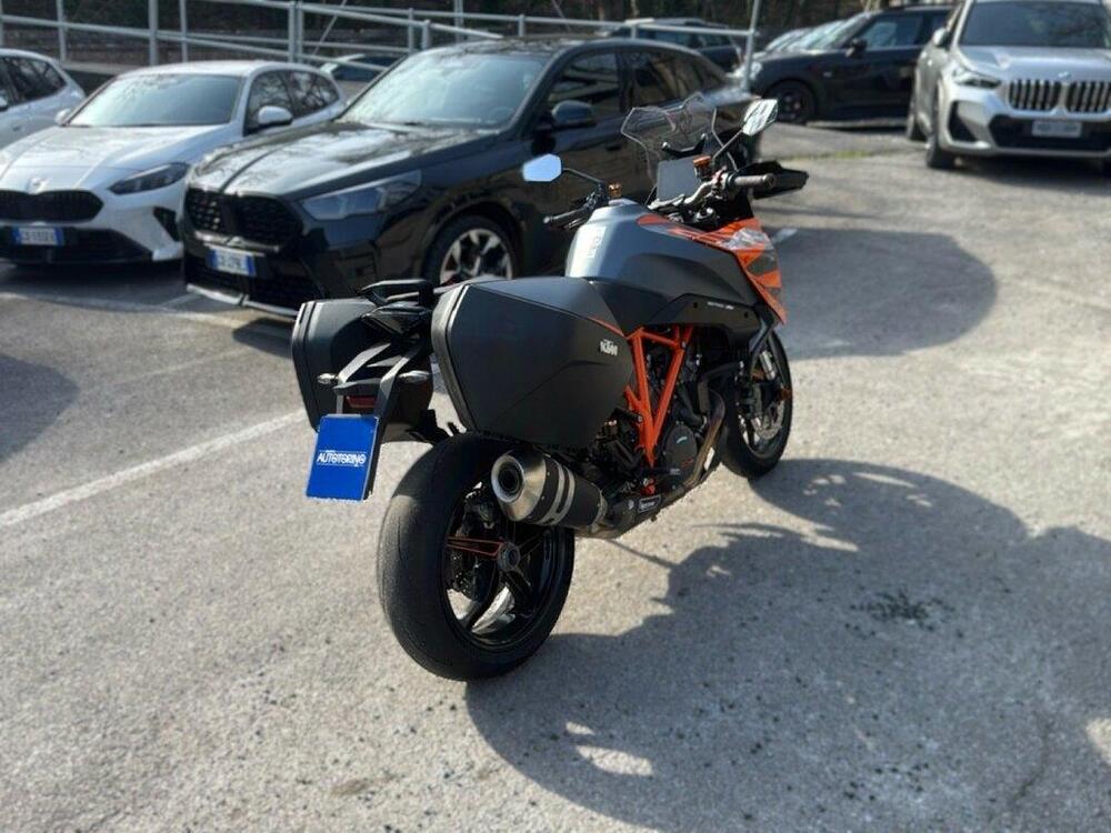 KTM 1290 Super Duke GT (2022 - 25) (6)