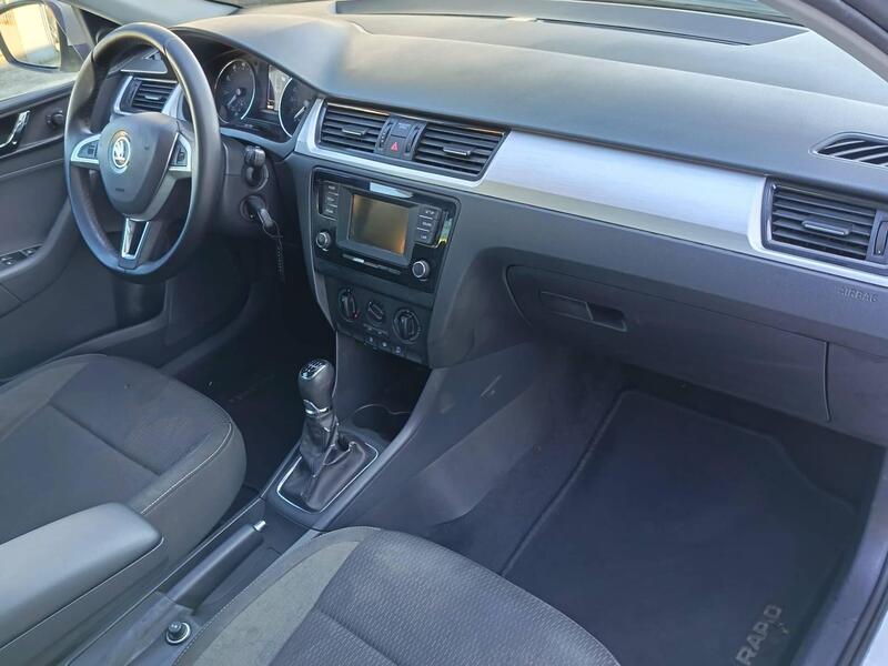 Skoda Rapid Spaceback usata a Pistoia (7)