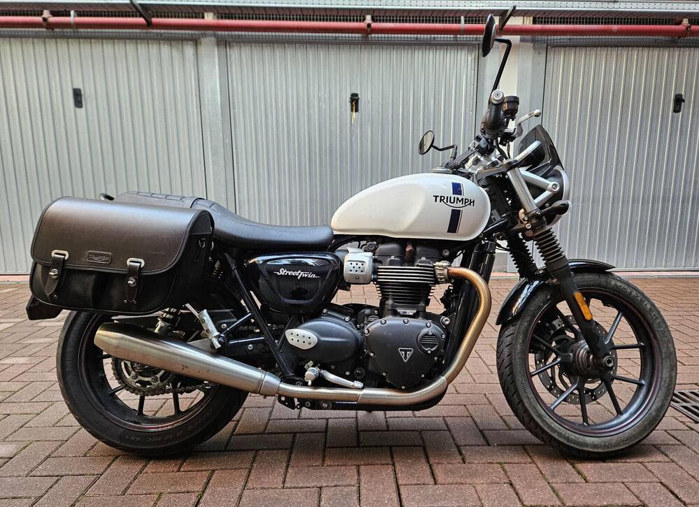 Triumph Street Twin 900 (2017 - 18) (2)
