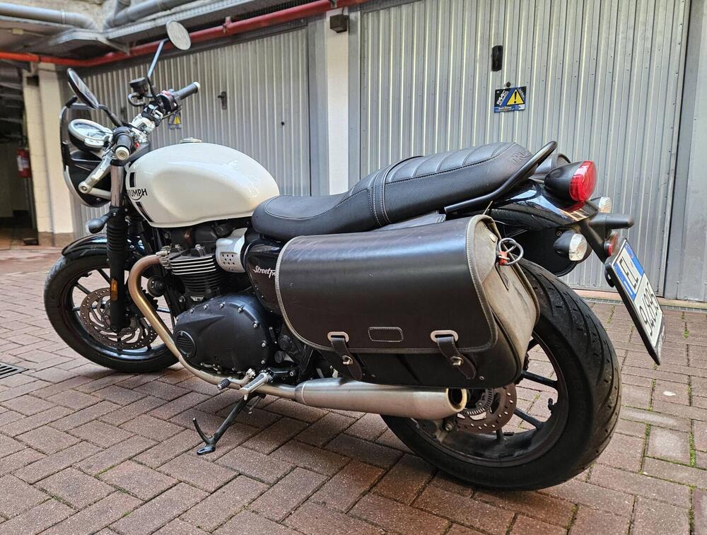 Triumph Street Twin 900 (2017 - 18) (6)