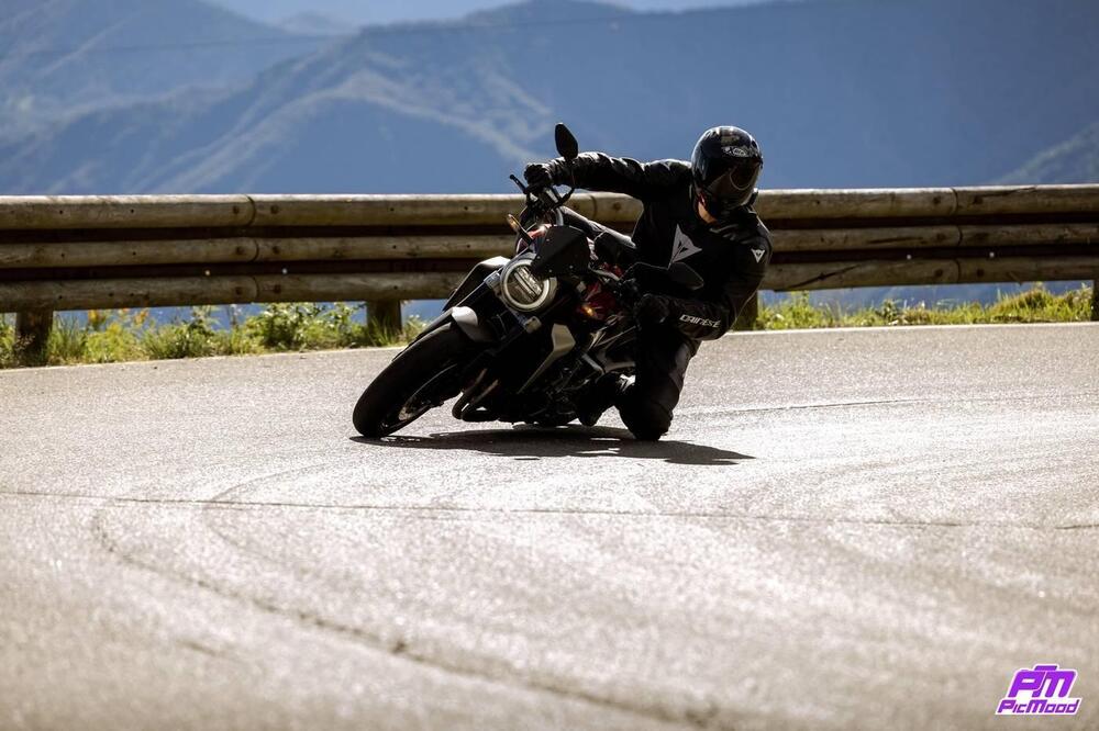 Honda CB 1000 R + Neo Sport Cafè (2019 - 20) (2)