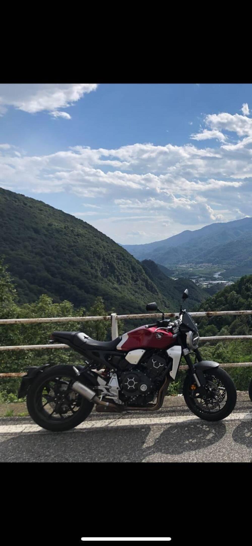 Honda CB 1000 R + Neo Sport Cafè (2019 - 20) (4)