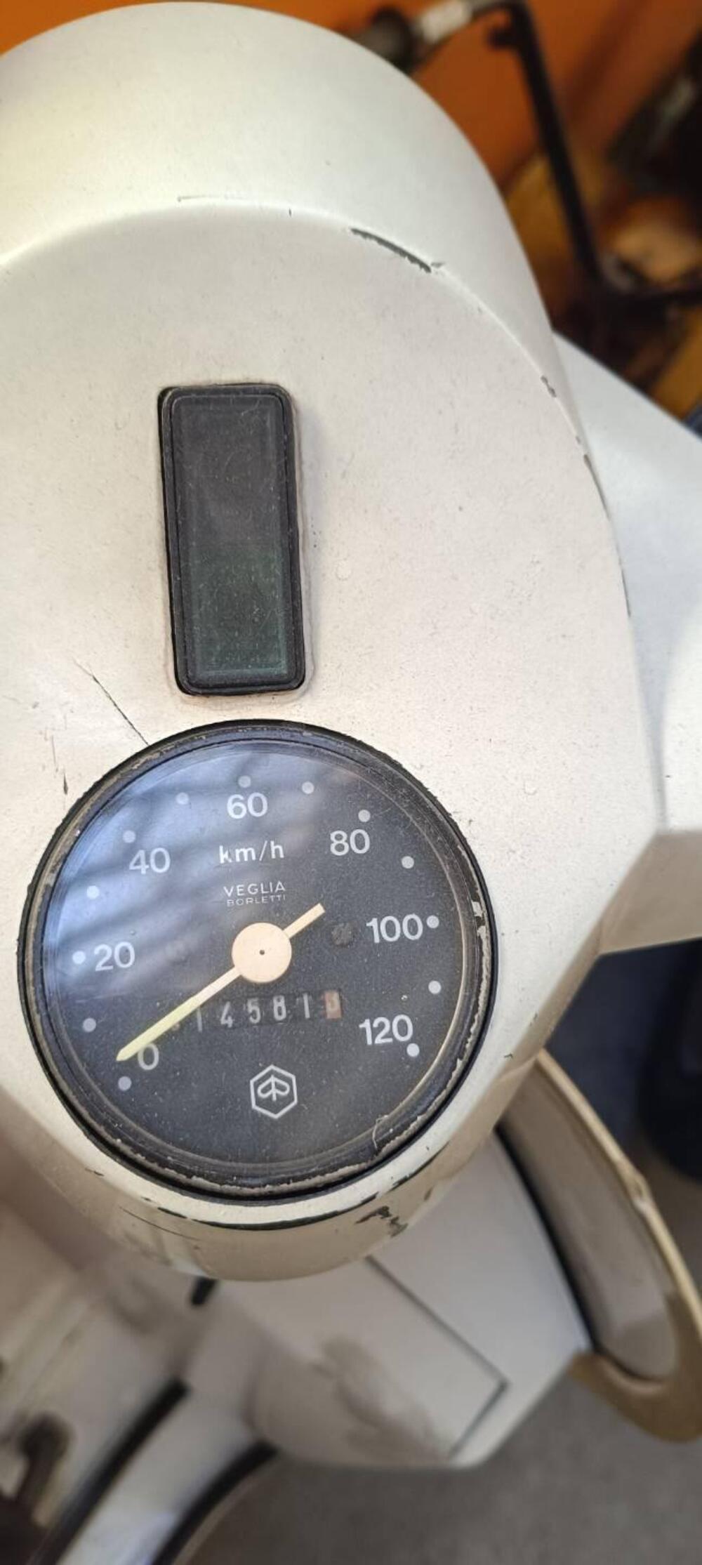 Piaggio Vespa 50 (4)