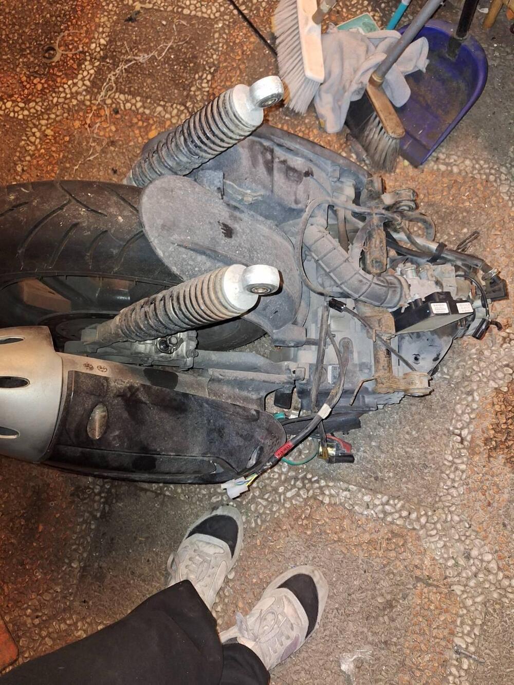 Kimco agility12516+ motore Kymco (2)