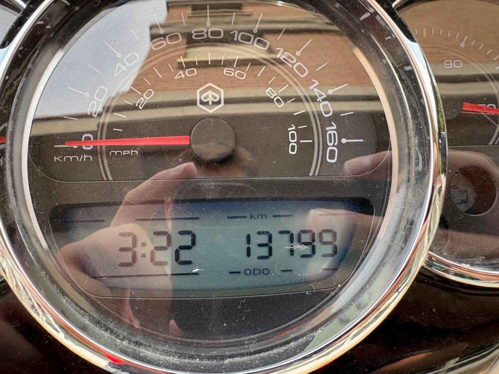 Piaggio Beverly 300 i.e. ABS-ASR (2016 - 20) (2)