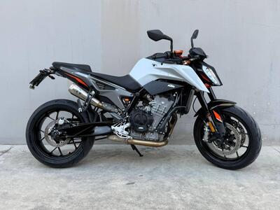 KTM 790 Duke L (2023 - 24) usata