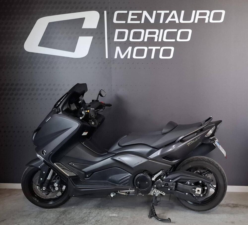 Yamaha T-Max 530 (2015 - 16) (2)