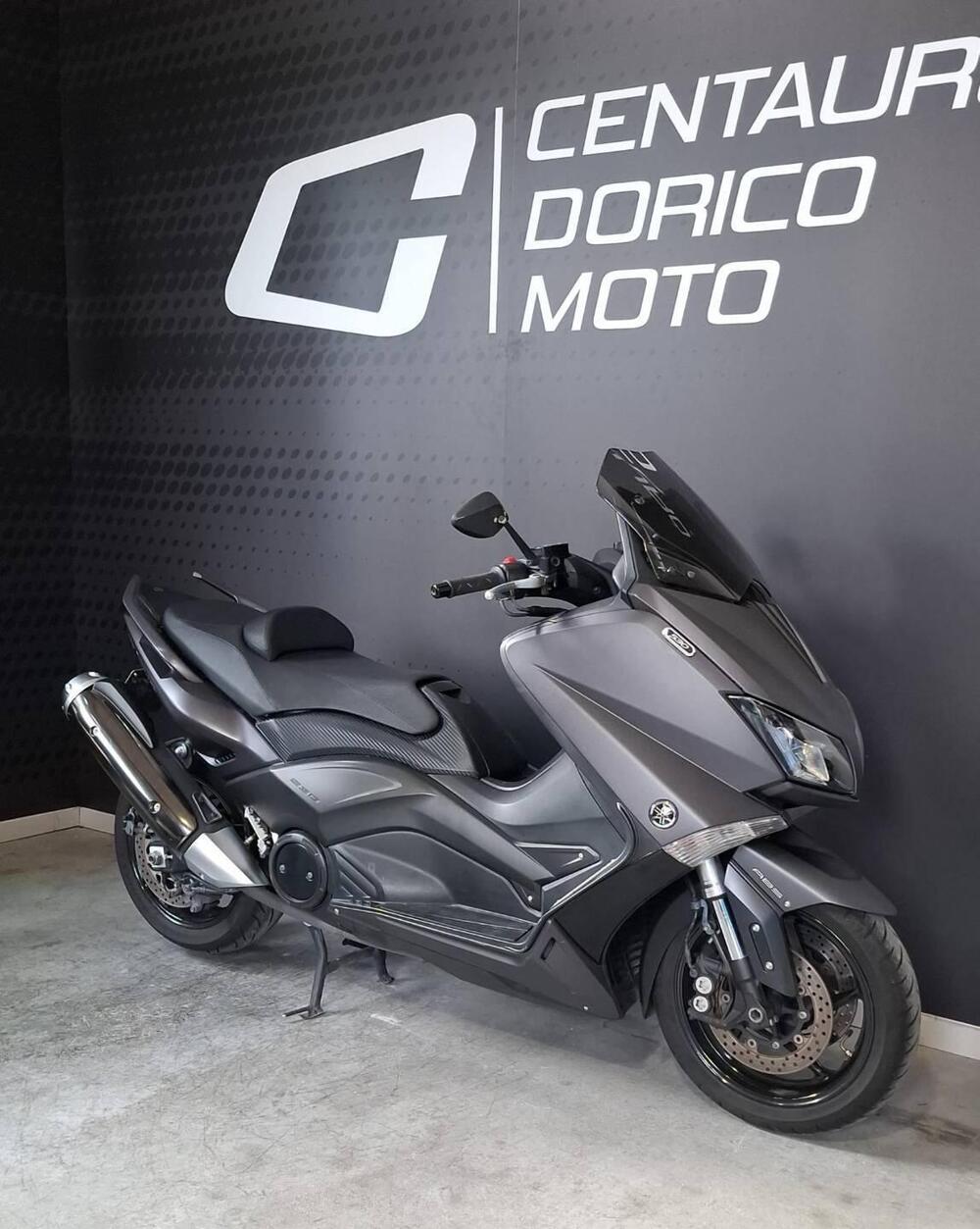 Yamaha T-Max 530 (2015 - 16) (3)